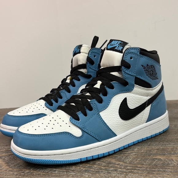 Jordan 1 Retro High OG ‘University Blue’ 555088-134 Size 8 - Picture 1 of 9